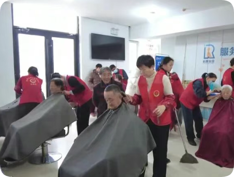 利津：传承民俗暖人心 义剪服务显真情